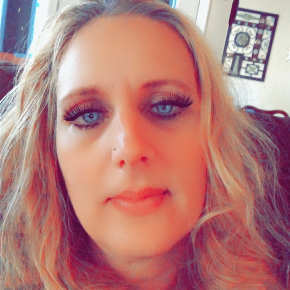 Meet your Posher, Posh - Picture 1 of 1